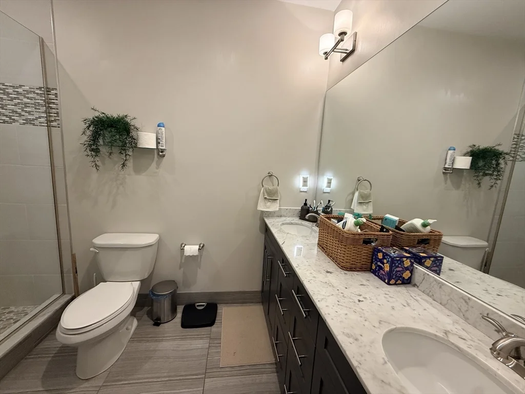 2 bed, 2 bath apartment for rent at 637 E 1st St Unit 204, South Boston — photo 22 of 37