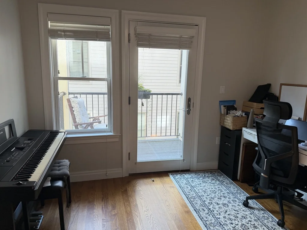 2 bed, 2 bath apartment for rent at 637 E 1st St Unit 204, South Boston — photo 18 of 37