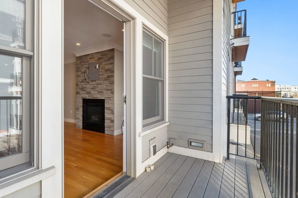 2 bed, 2 bath apartment for rent at 637 East 1st St Unit 1, South Boston — photo 7 of 19
