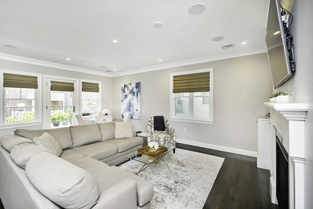 2 bed, 2 bath apartment for rent at 637 East 1st St Unit 106, South Boston