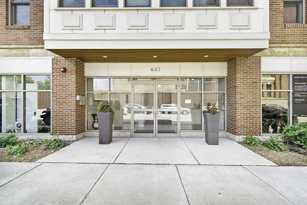 2 bed, 2 bath apartment for rent at 637 East 1st St Unit 106, South Boston — photo 10 of 24