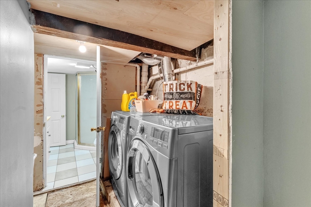 3 bed, 2 bath apartment for rent at 638 Main St, Walpole — photo 14 of 18