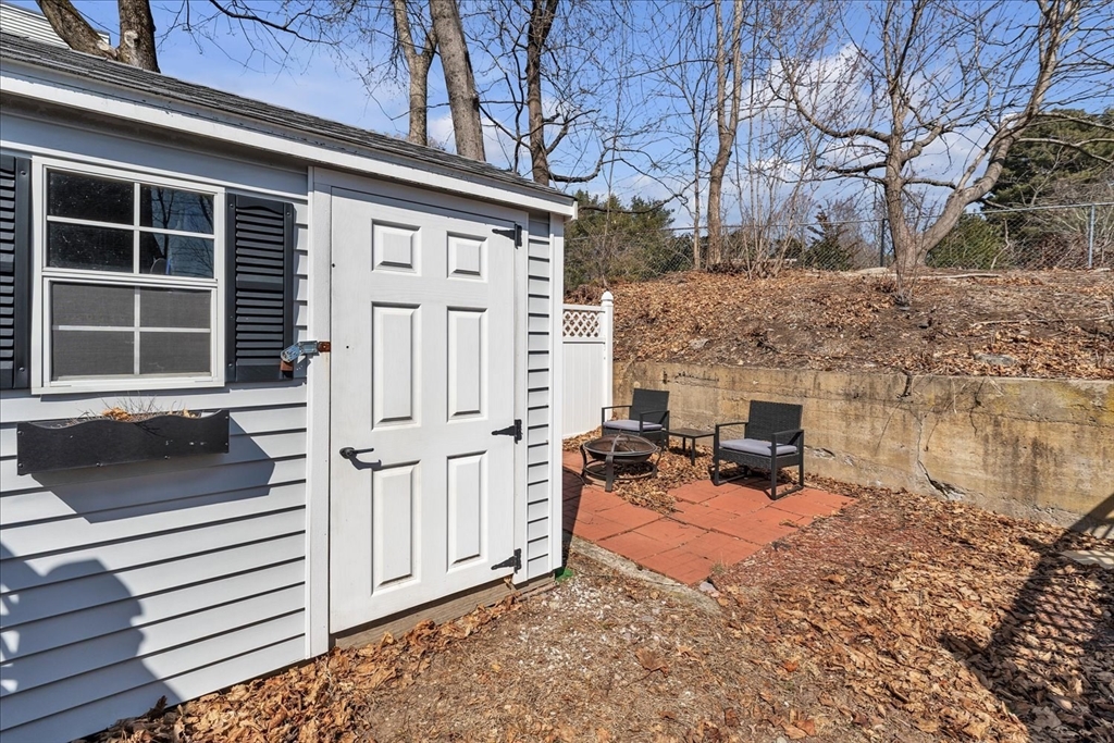 3 bed, 2 bath apartment for rent at 638 Main St, Walpole — photo 17 of 18