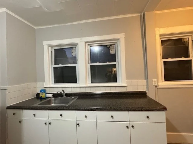 4 bed, 1 bath apartment for rent at 639 Beach St Unit 2, Revere — photo 9 of 16