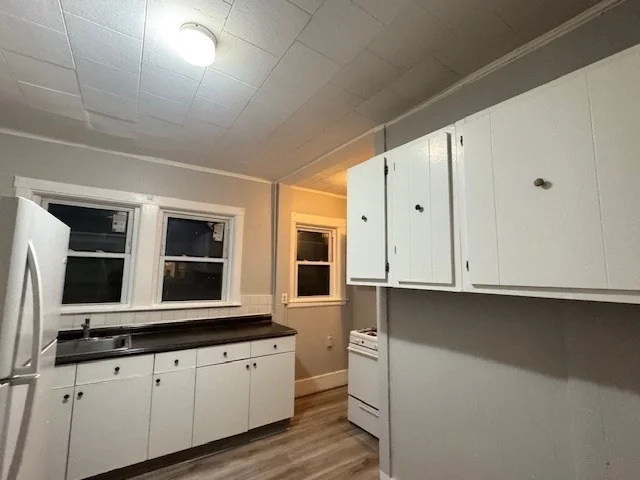 4 bed, 1 bath apartment for rent at 639 Beach St Unit 2, Revere — photo 8 of 16