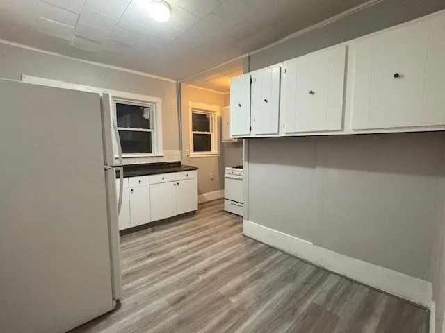 4 bed, 1 bath apartment for rent at 639 Beach St Unit 2, Revere — photo 10 of 16