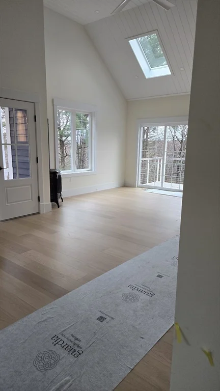 2 bed, 1 bath apartment for rent at 639 E Broadway Unit A, Riverside — photo 6 of 11
