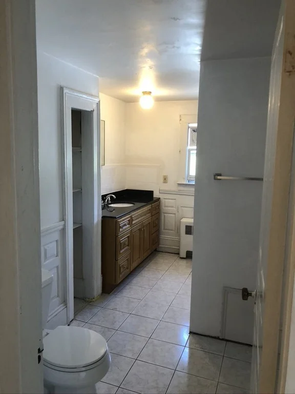 2 bed, 1 bath apartment for rent at 639 Lincoln St Unit 3, Lakeview — photo 10 of 21