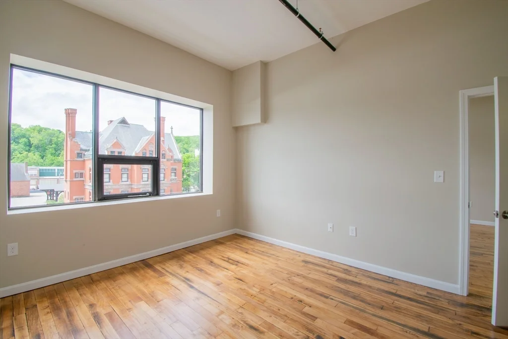 2 bed, 2 bath apartment for rent at 639 Main St Unit 303, Fitchburg — photo 12 of 16