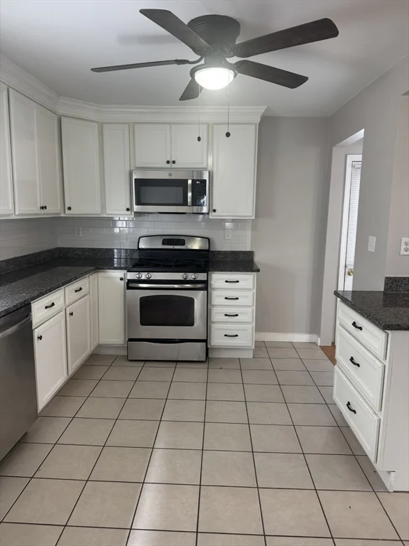 3 bed, 1 bath apartment for rent at 639 Quincy Shore Dr, Wollaston — photo 6 of 20