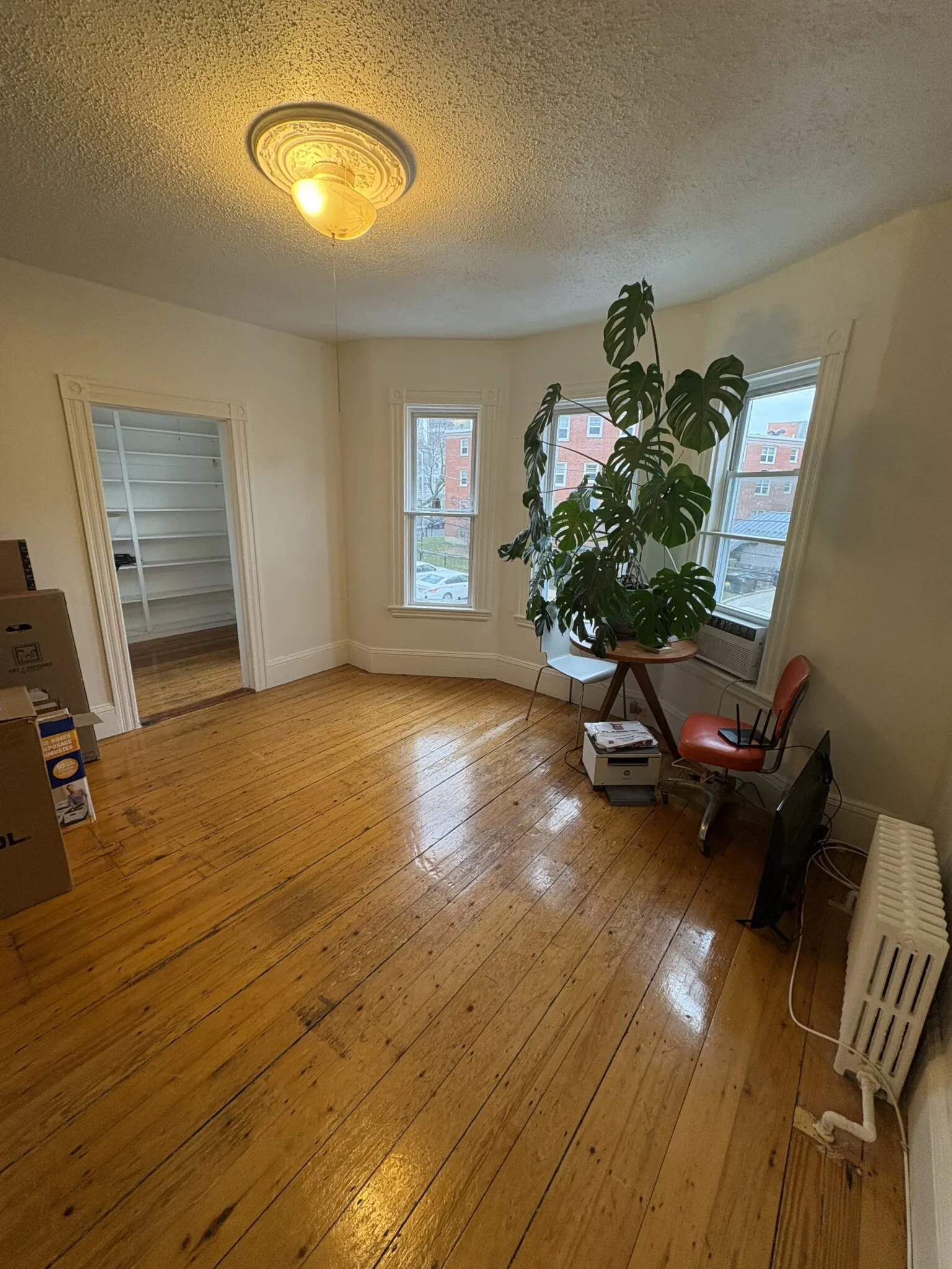 2 bed, 1 bath apartment for rent at 66 Callender St Unit 2, Riverside — photo 6 of 21