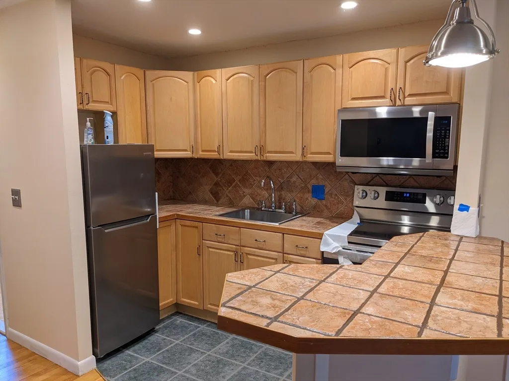 1 bed, 1 bath apartment for rent at 64 Allston St Unit 7, Brighton