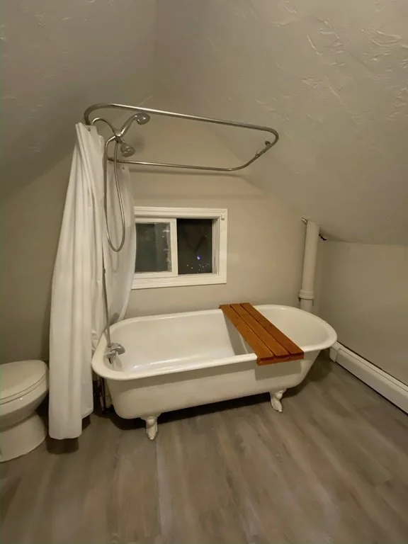 2 bed, 1 bath apartment for rent at 64 Arnold St Unit 2, Quincy — photo 6 of 8