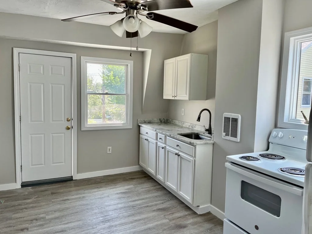 1 bed, 1 bath apartment for rent at 64 Arnold St Unit 3, Quincy — photo 4 of 14
