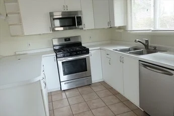 2 bed, 2 bath apartment for rent at 64 Arrowhead Unit 64, Ashland — photo 7 of 25