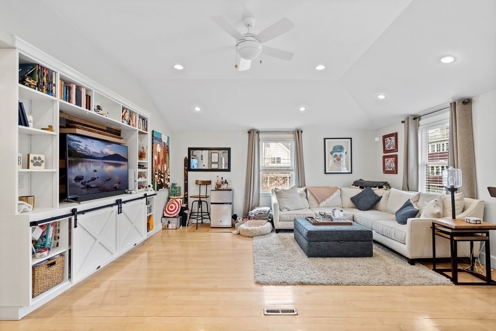 2 bed, 1 bath apartment for rent at 64 Ashland St Unit 2B, Dorchester — photo 7 of 7