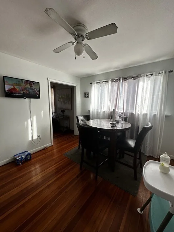 2 bed, 1 bath apartment for rent at 64 Ashland Unit 2, Lynn — photo 9 of 10