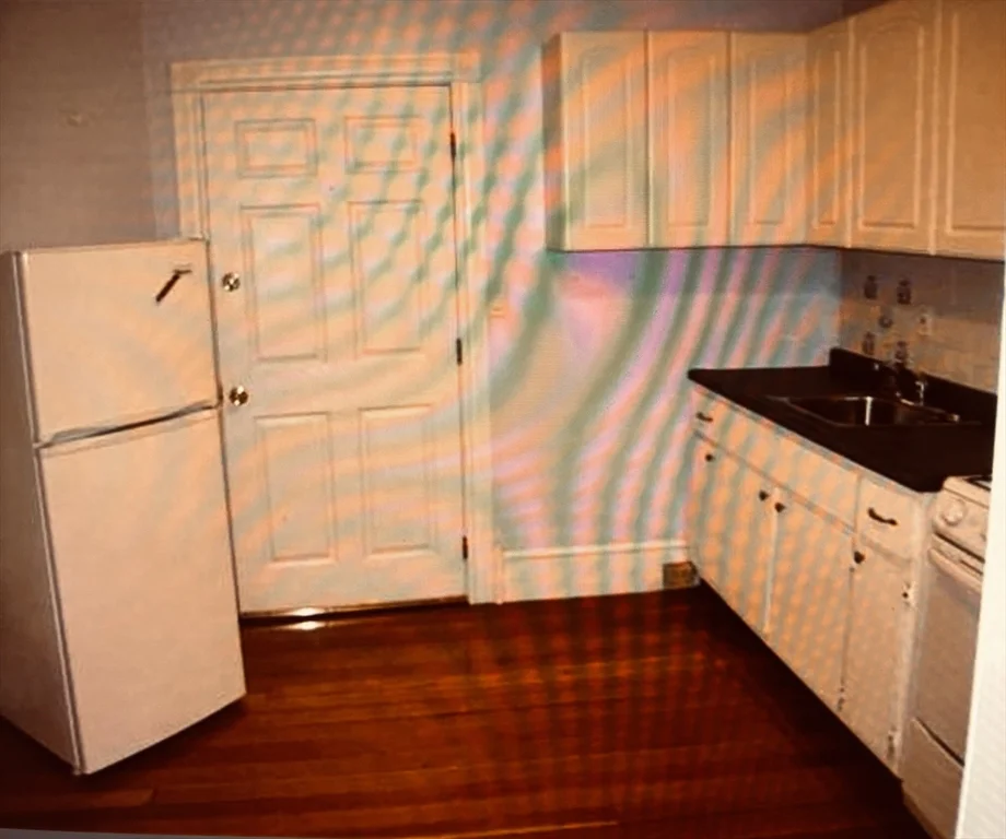 1 bed, 1 bath apartment for rent at 64 Atlantic St Unit 1, Lynn — photo 8 of 15