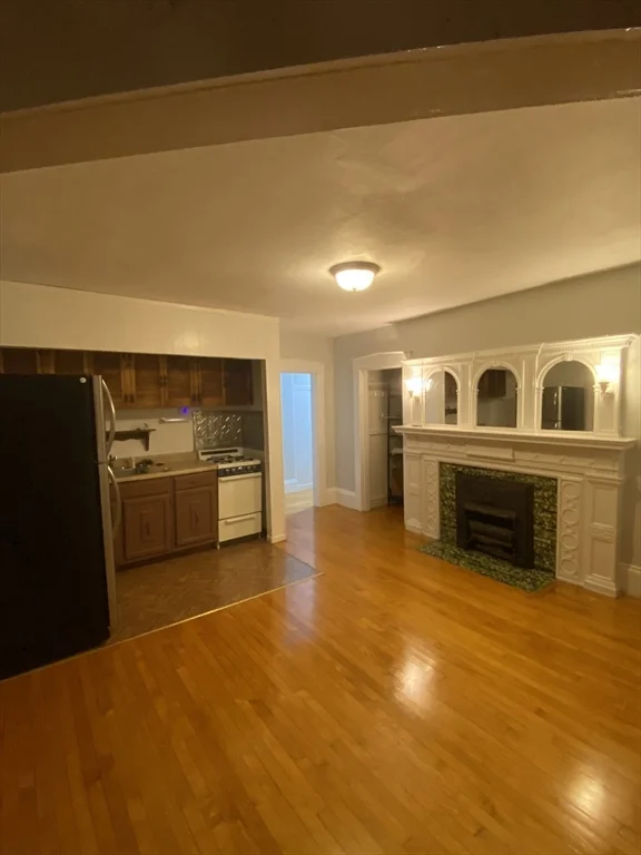1 bed, 1 bath apartment for rent at 64 Atlantic St Unit 2, Lynn — photo 18 of 26