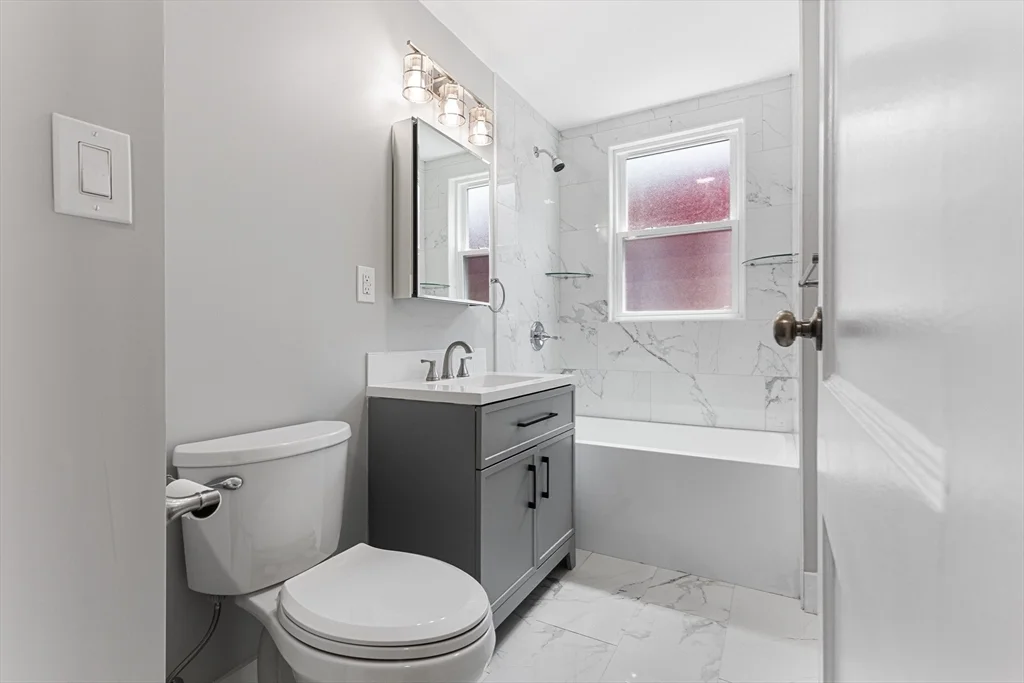 3 bed, 2 bath apartment for rent at 64 Bakersfield Unit 3, Dorchester — photo 17 of 20