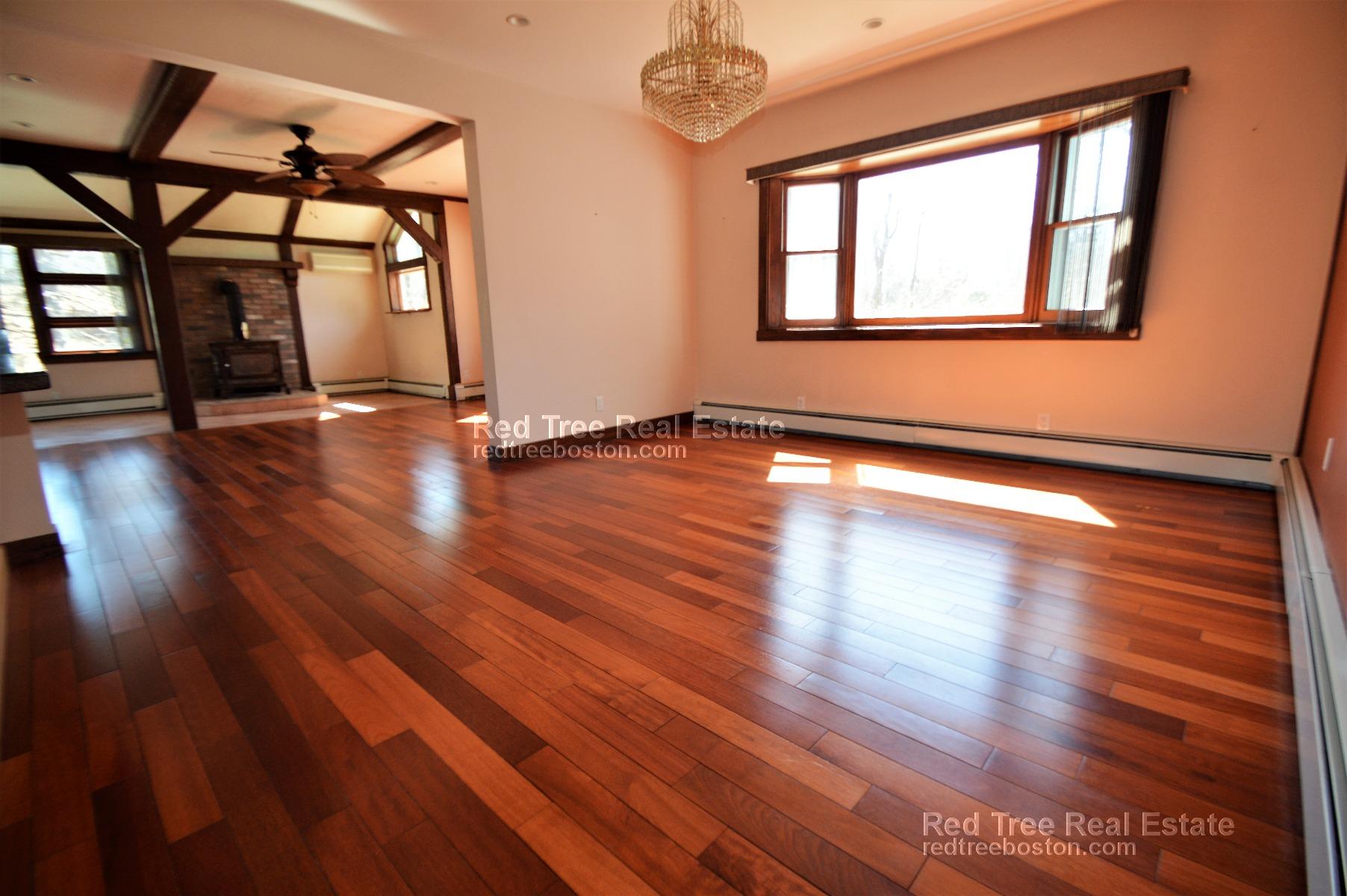 3 bed, 2.5 bath apartment for rent at 64 Ballardvale St Unit 1, Wilmington — photo 12 of 25