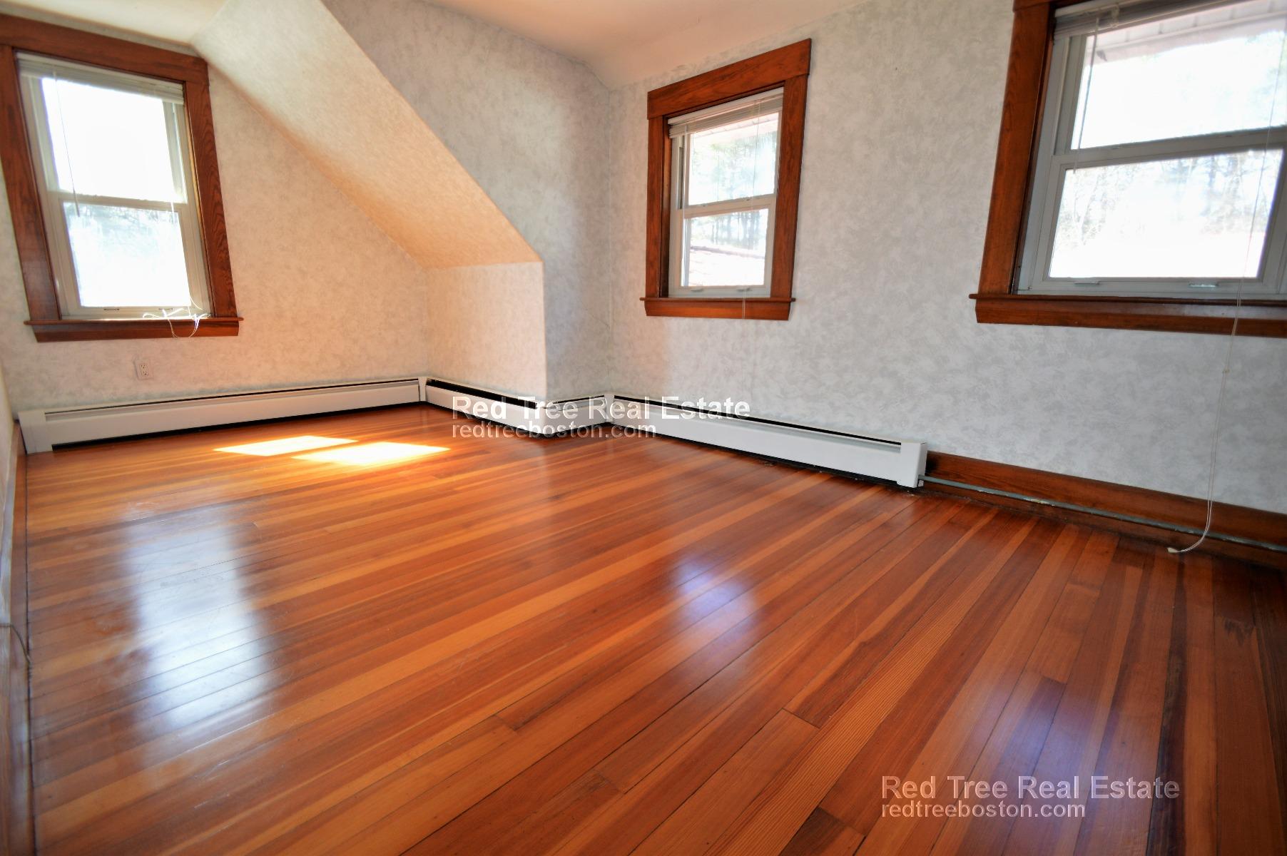 3 bed, 2.5 bath apartment for rent at 64 Ballardvale St Unit 1, Wilmington — photo 16 of 25