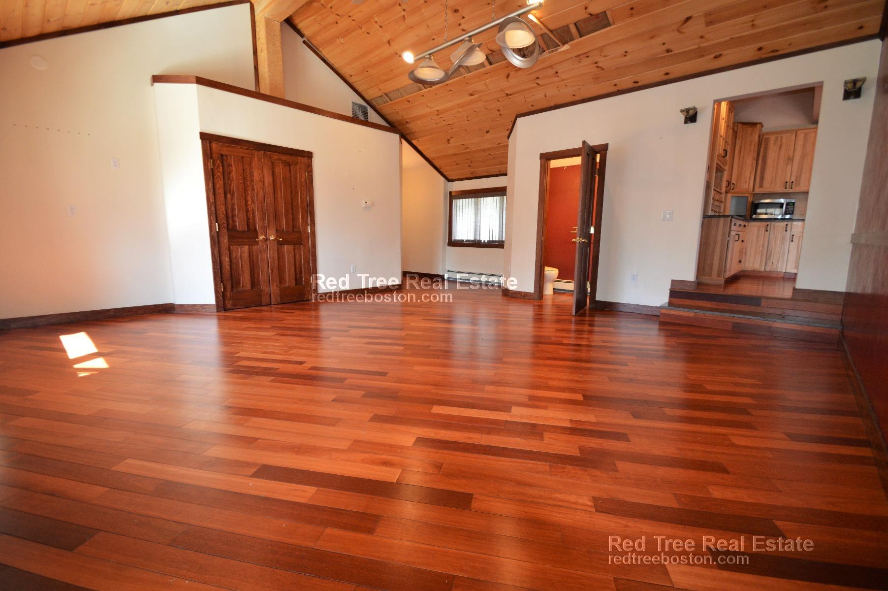 3 bed, 2.5 bath apartment for rent at 64 Ballardvale St Unit 1, Wilmington