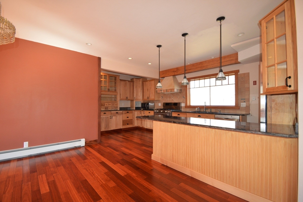 3 bed, 2 bath apartment for rent at 64 Ballardvale St Unit 64, Wilmington — photo 11 of 21