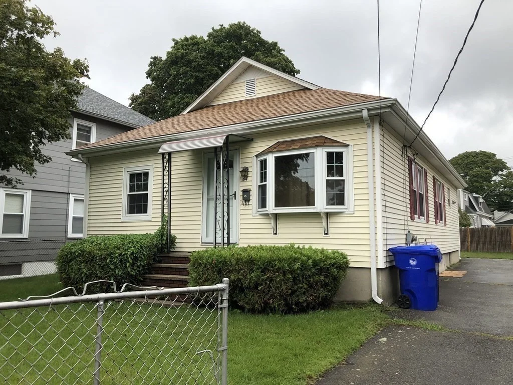 3 bed, 1 bath apartment for rent at 64 Bassett St, Pawtucket — photo 14 of 16