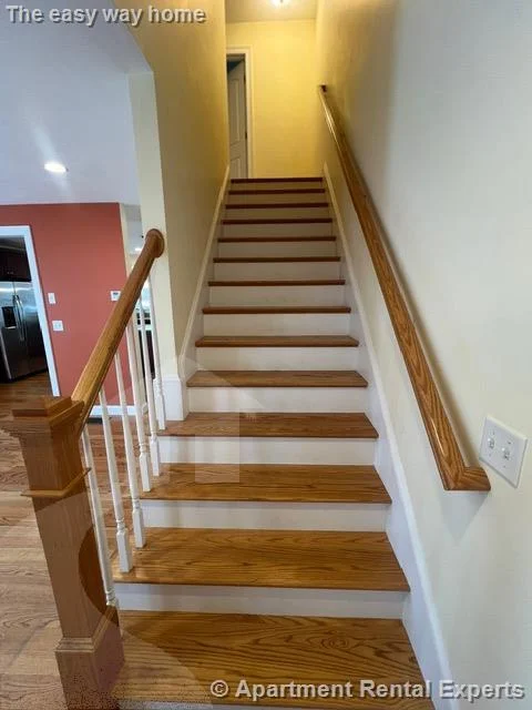3 bed, 2 bath apartment for rent at 64 Bow St Unit 1, Magoun Square — photo 8 of 24