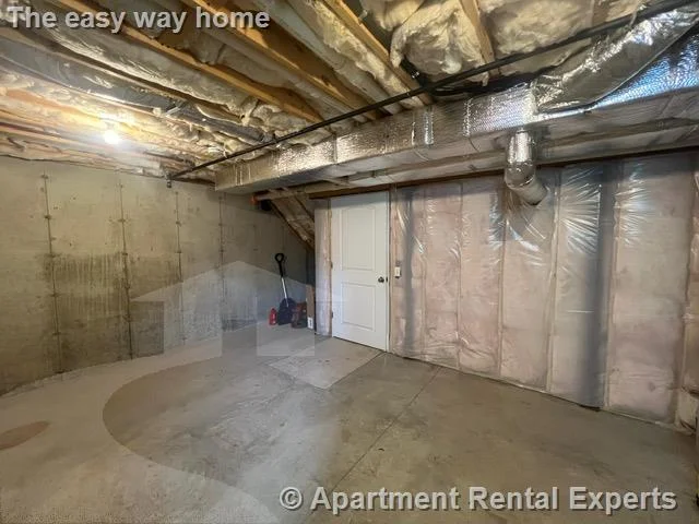3 bed, 2 bath apartment for rent at 64 Bow St Unit 1, Magoun Square — photo 19 of 24