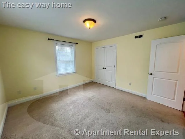 3 bed, 2 bath apartment for rent at 64 Bow St Unit 1, Magoun Square — photo 11 of 24