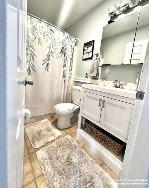 2 bed, 1 bath apartment for rent at 64 Bow St Unit C, Prospect Hill — photo 8 of 8