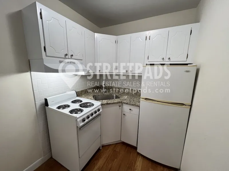 Studio bed, 1 bath apartment for rent at 64 Brighton Ave Unit 212, Brighton — photo 2 of 16