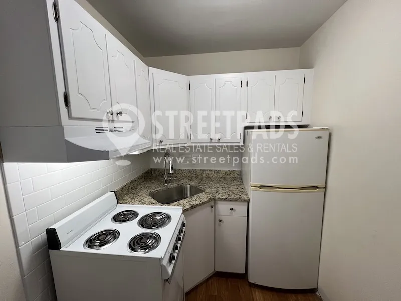 Studio bed, 1 bath apartment for rent at 64 Brighton Ave Unit 212, Brighton — photo 4 of 16