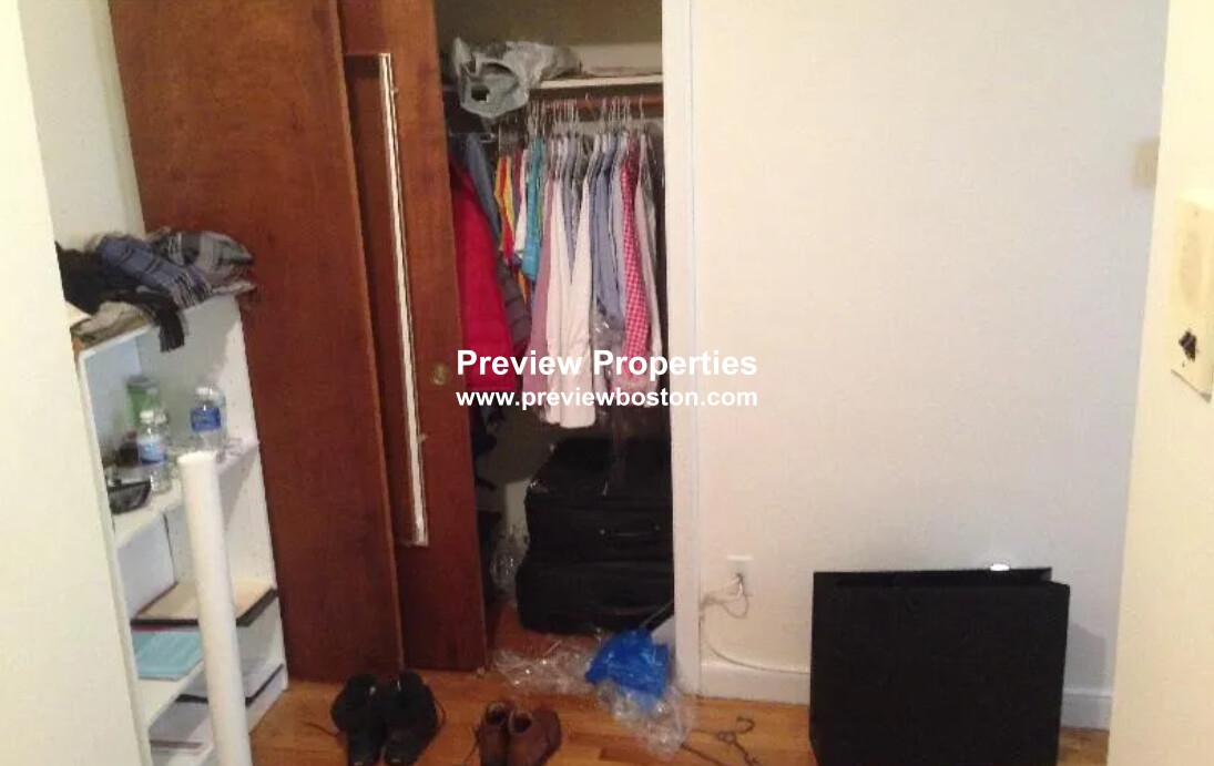 1 bed, 1 bath apartment for rent at 64 Brighton Ave Unit 309P, Allston — photo 5 of 6