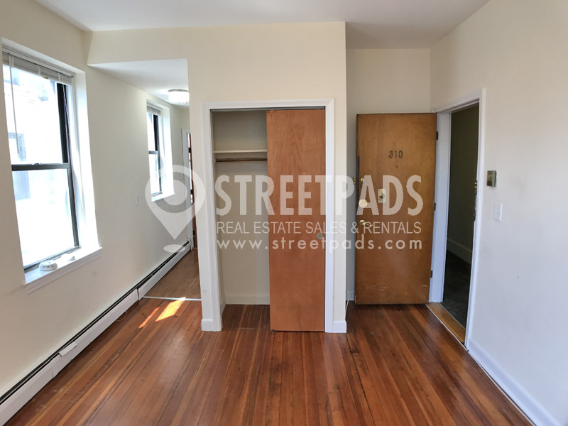 1 bed, 1 bath apartment for rent at 64 Brighton Ave Unit 310, Brighton — photo 4 of 18