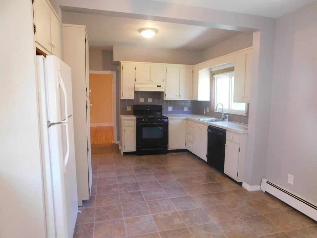 2 bed, 1 bath apartment for rent at 64 Brooks Ave Unit 1, Newtonville — photo 1 of 12