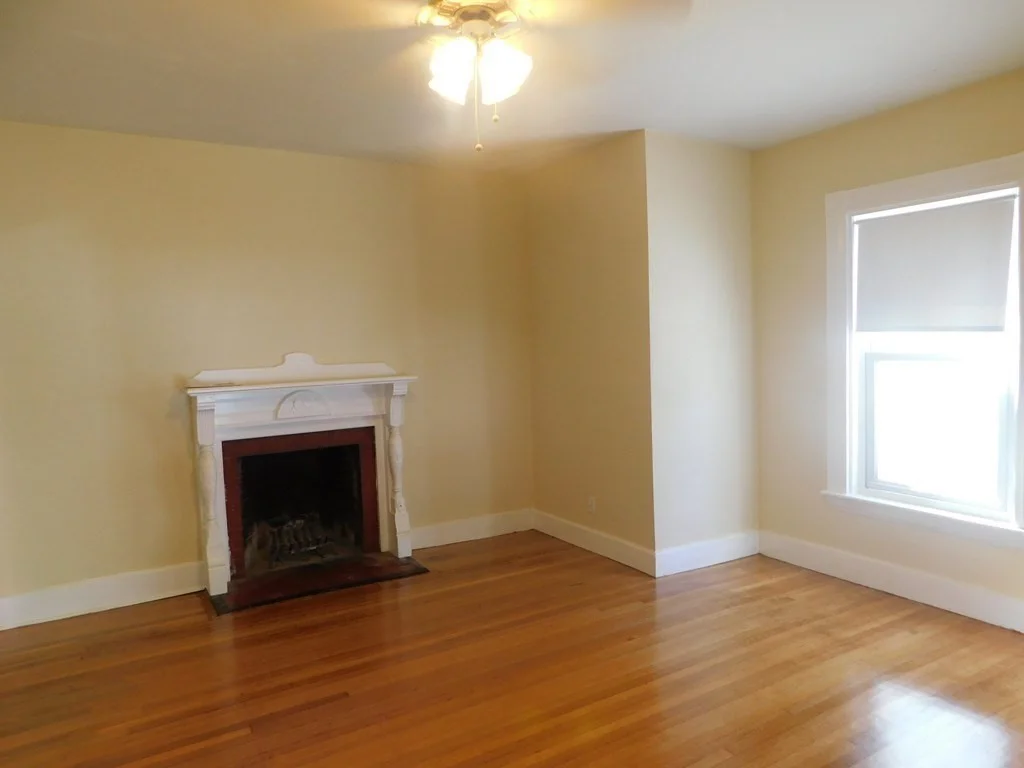 2 bed, 1 bath apartment for rent at 64 Brooks Ave Unit 1, Newtonville — photo 4 of 12