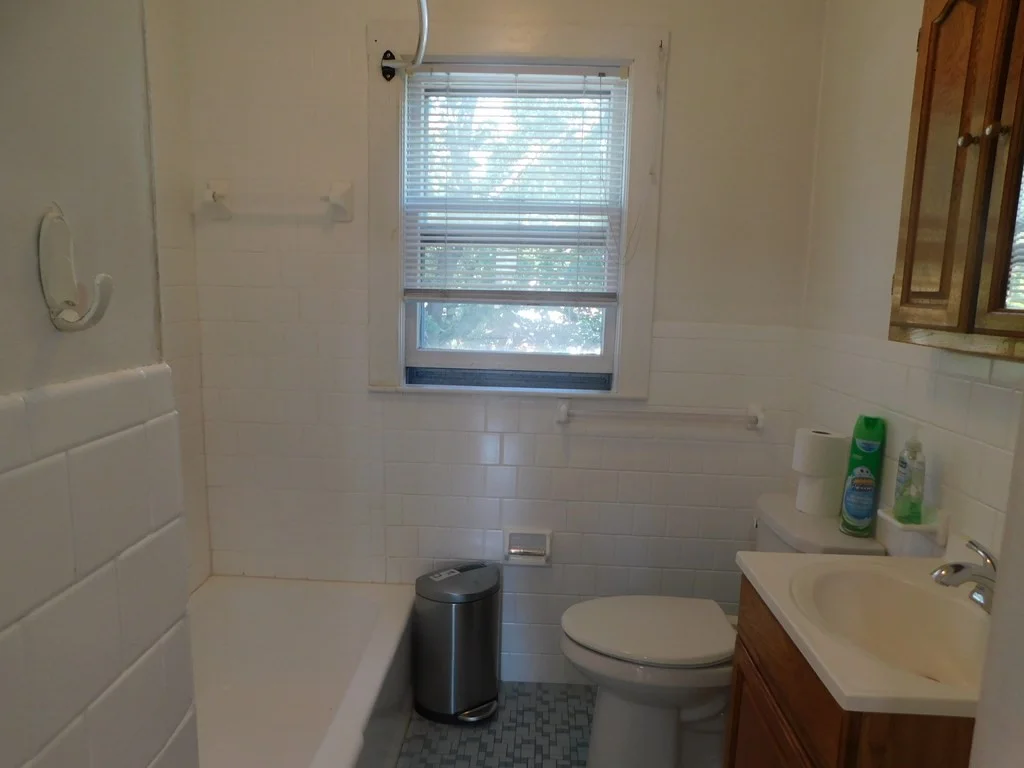 4 bed, 2 bath apartment for rent at 64 Brooks Ave Unit 2, Newtonville — photo 7 of 14