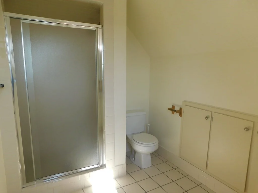 4 bed, 2 bath apartment for rent at 64 Brooks Ave Unit 2, Newtonville — photo 8 of 14