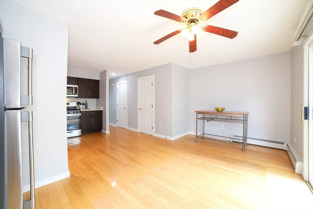 2 bed, 1 bath apartment for rent at 64 Camelot Dr Unit 64, Tatnuck — photo 11 of 36