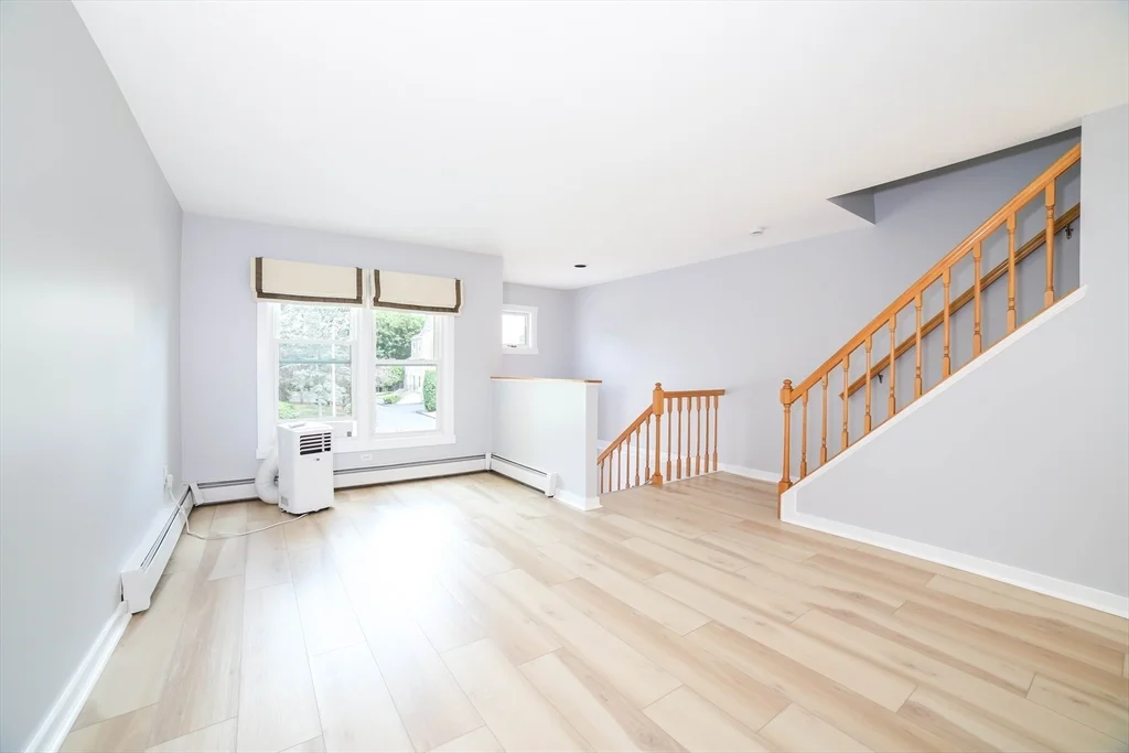 2 bed, 1 bath apartment for rent at 64 Camelot Dr Unit 64, Tatnuck — photo 4 of 36