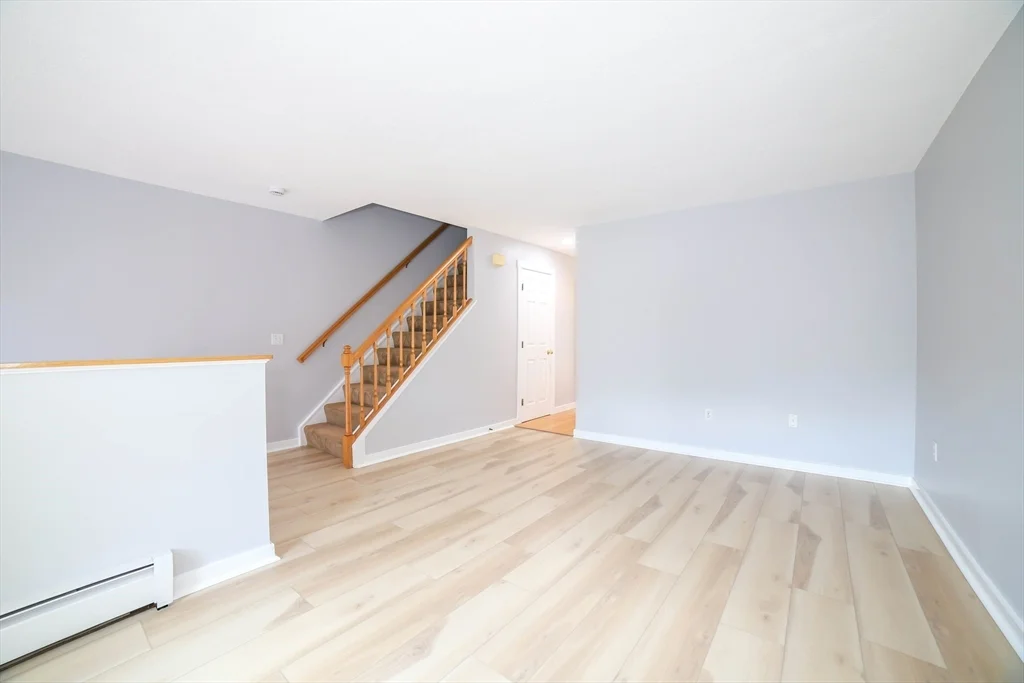 2 bed, 1 bath apartment for rent at 64 Camelot Dr Unit 64, Tatnuck — photo 5 of 36