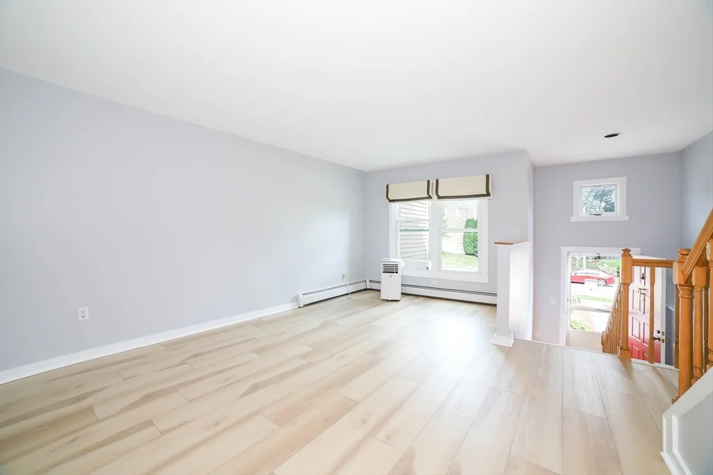 2 bed, 1 bath apartment for rent at 64 Camelot Dr Unit 64, Tatnuck — photo 3 of 36