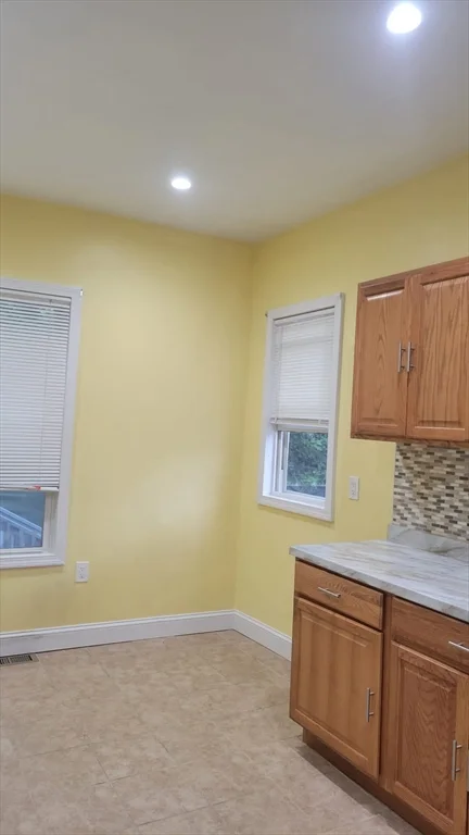 2 bed, 1 bath apartment for rent at 64 Capen St Unit 2, Dorchester — photo 14 of 24