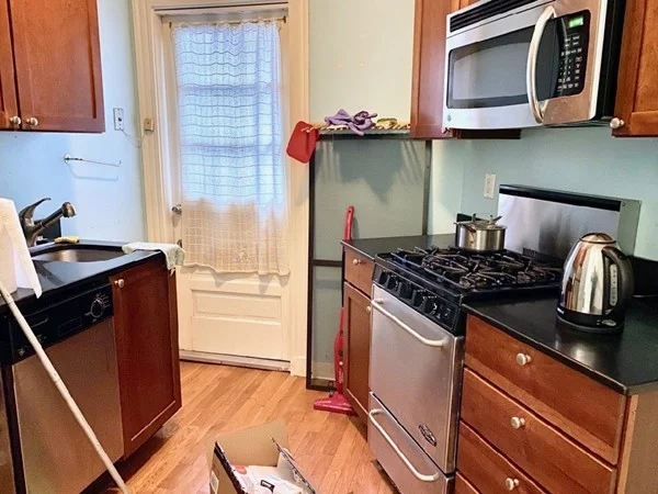 2 bed, 1 bath apartment for rent at 64 Charlesgate East Unit 67, Fenway — photo 2 of 7