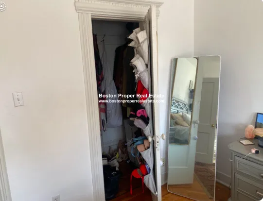 3 bed, 1 bath apartment for rent at 64 Charlesgate East Unit 68, Fenway — photo 4 of 17