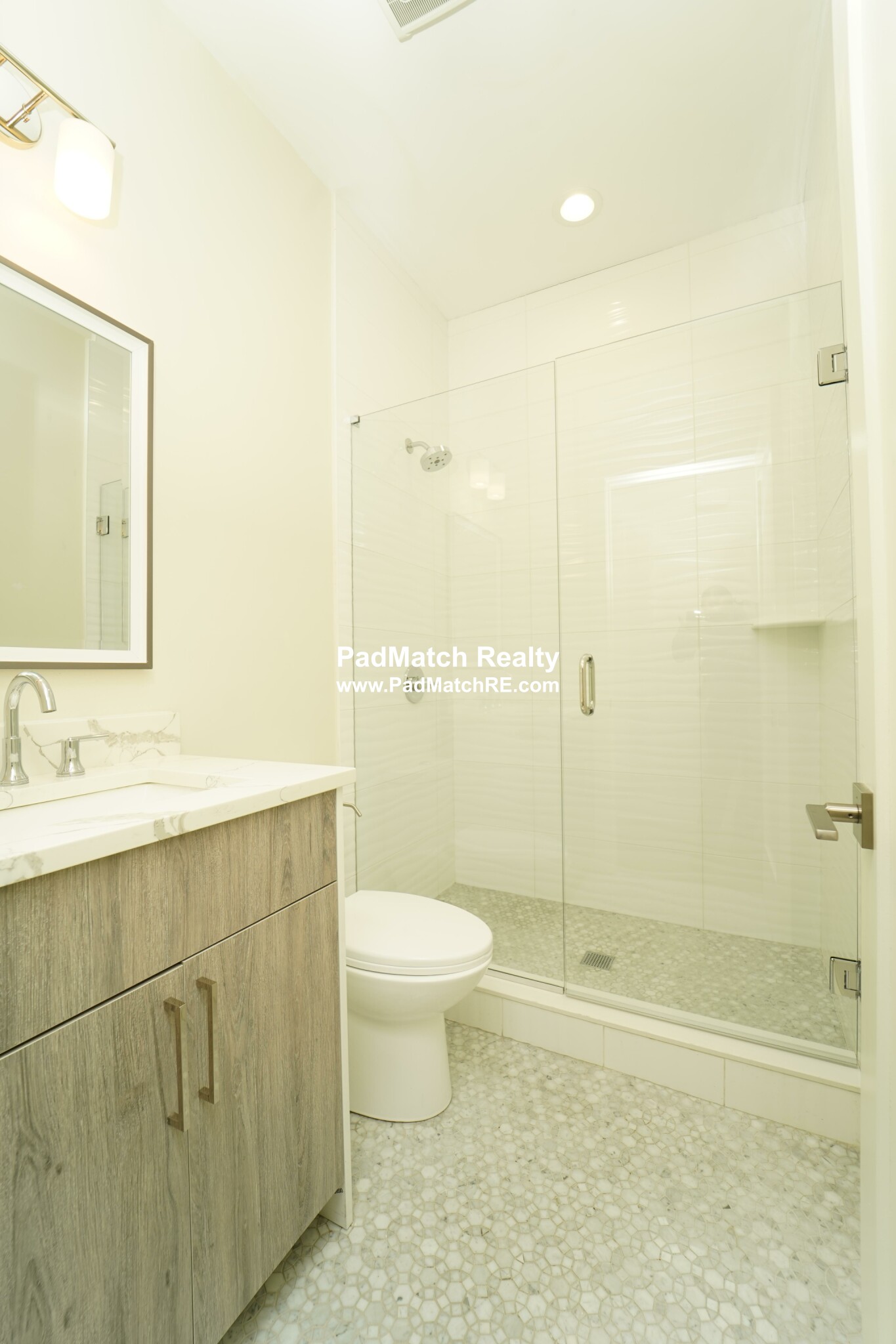 3 bed, 3 bath apartment for rent at 64 Chelsea St Unit 1, East Boston — photo 6 of 32