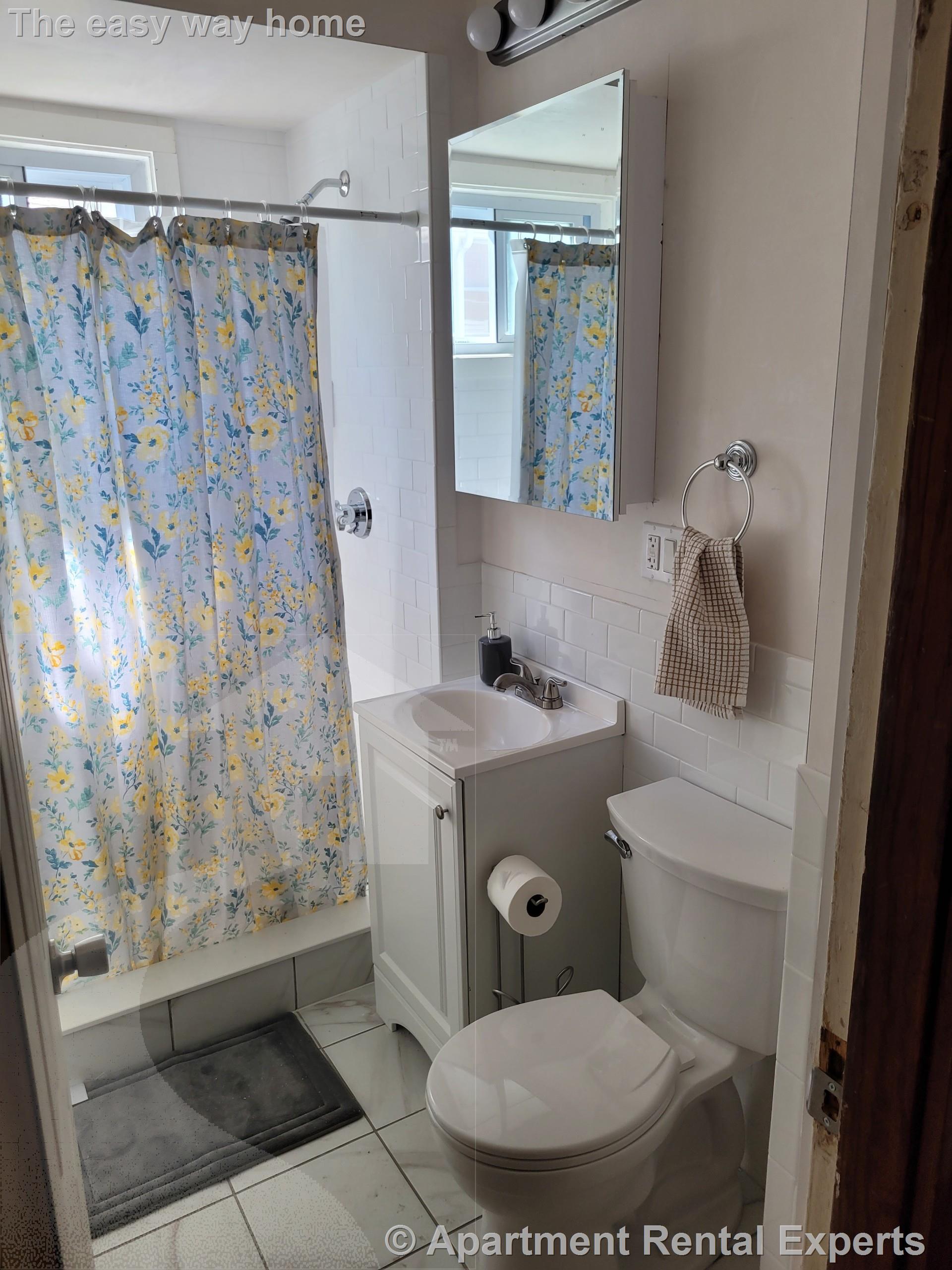 4 bed, 1 bath apartment for rent at 64 Chetwynd Rd Unit 2, Tufts — photo 6 of 7